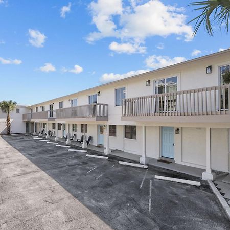 Sea La Vie Beach Oceanfront Patio Pet Friendly Jacksonville Beach Exterior photo