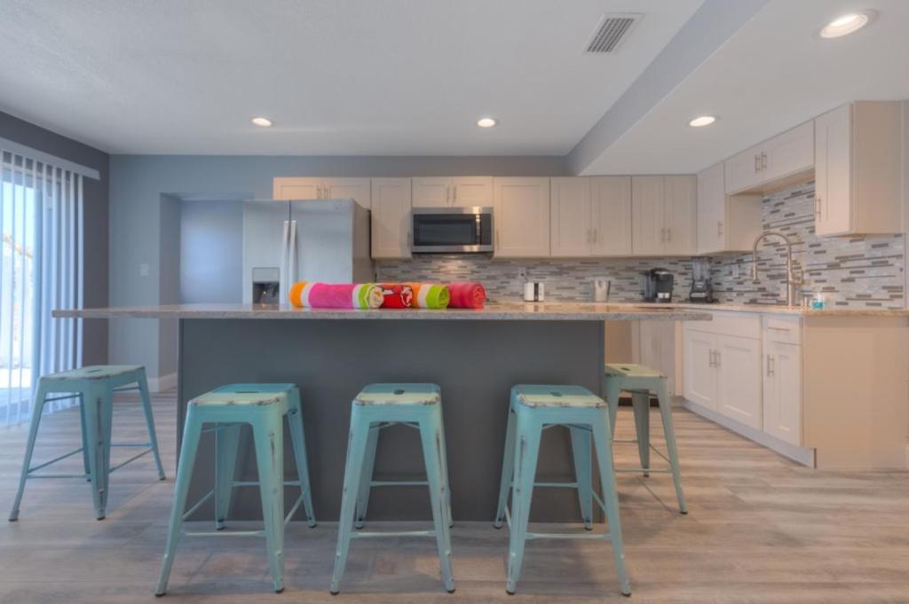 Sea La Vie Beach Oceanfront Patio Pet Friendly Jacksonville Beach Exterior photo