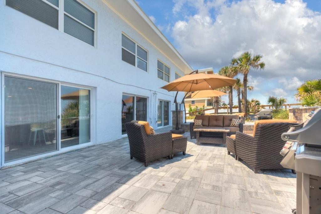 Sea La Vie Beach Oceanfront Patio Pet Friendly Jacksonville Beach Exterior photo